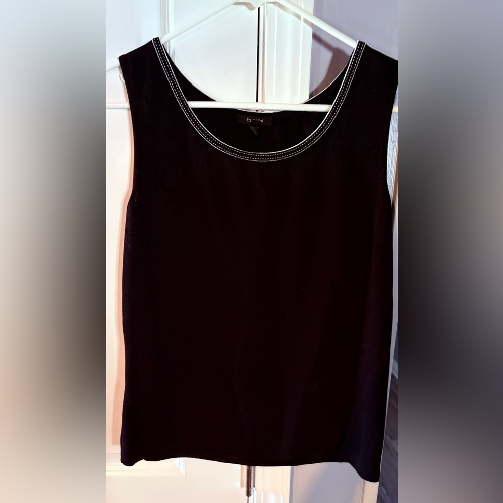 Escada Black Knit Tank Top Embroidered Scoop Neckline Sleeveless Sz 42 (US 12/L)
